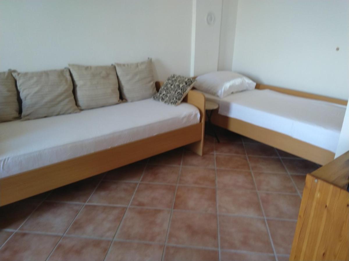 Apartment Edina Pag พาก ภายนอก รูปภาพ